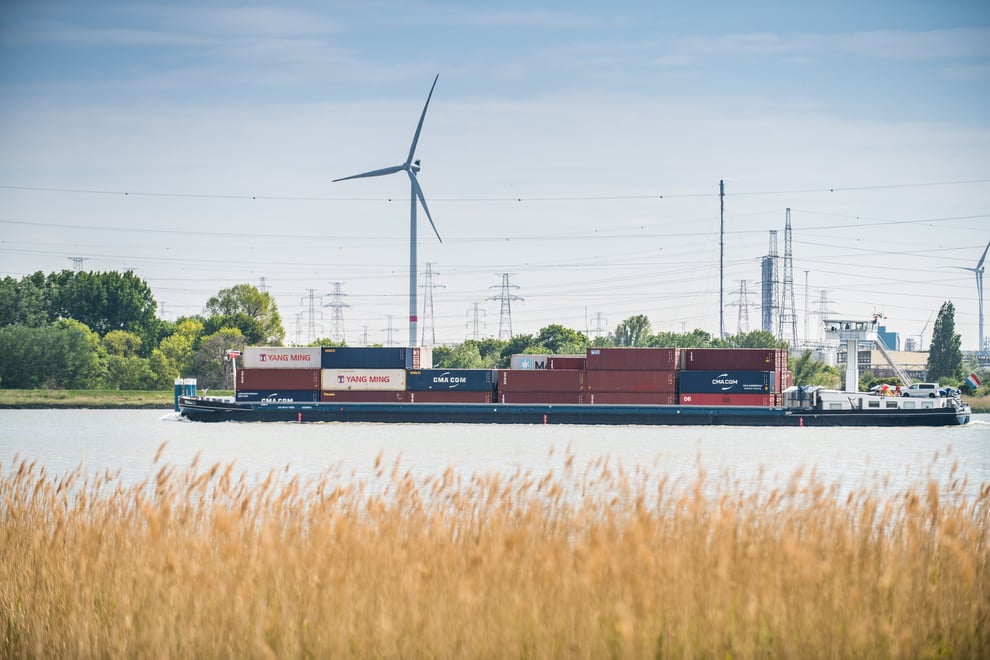 20220726_Financiële steun voor vijf projecten die transport via binnenvaart bundelen naar Vlaamse zeehavens_ENG