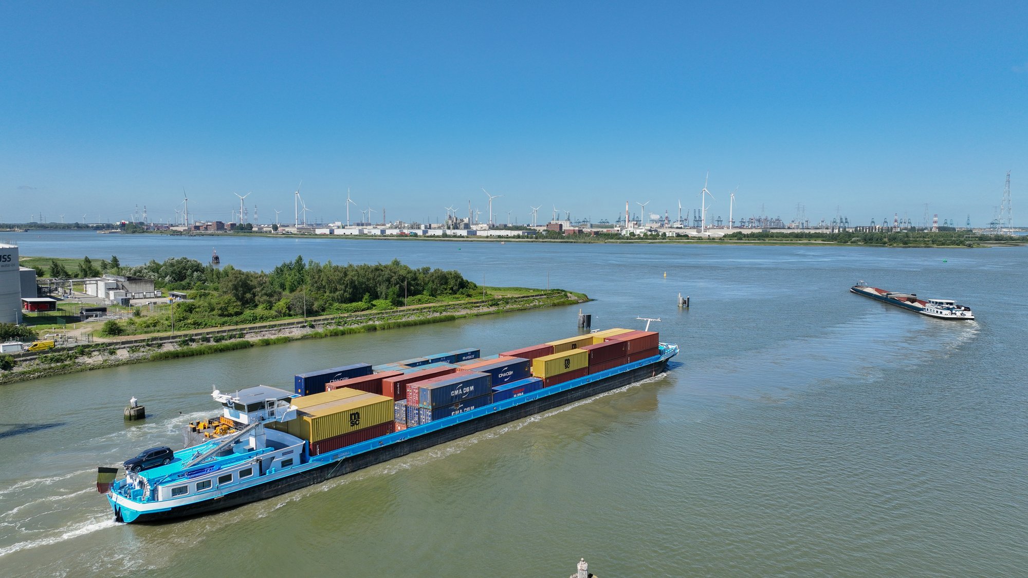 Afbeelding binnenvaart Van Cauwelaertsluis