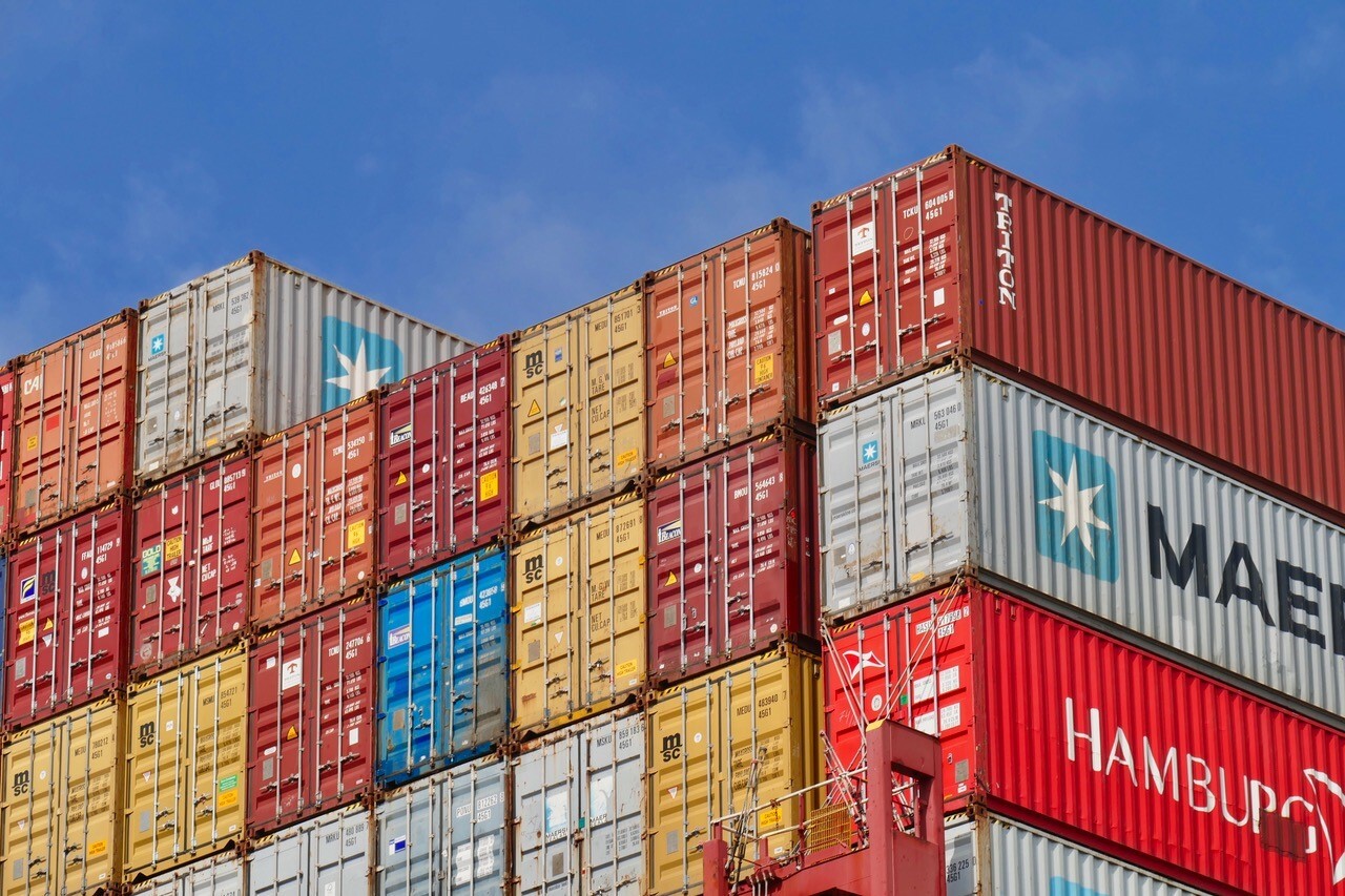 Stacked containers