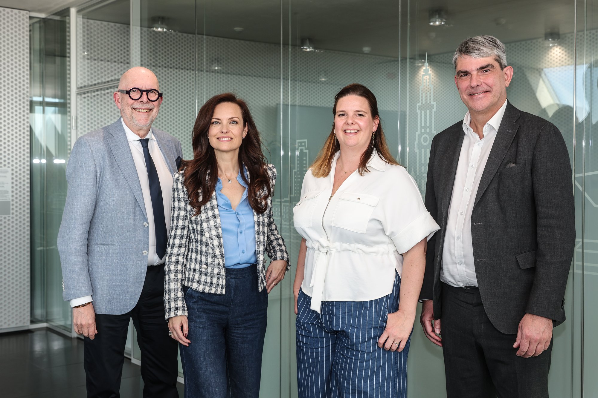 Gedeputeerde Luk Lemmens, Zsofi Horvath, Annick Peeters en schepen Johan Klaps