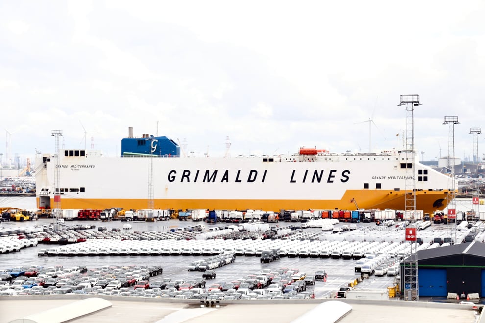 20250529_AET richtet erste Landstromversorgung für Seeschiffe ein_DU